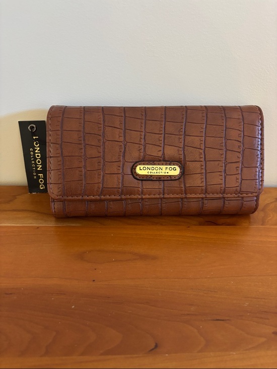 London Fog Handbags - London Fog Brown Croc-Embossed Continental Wallet